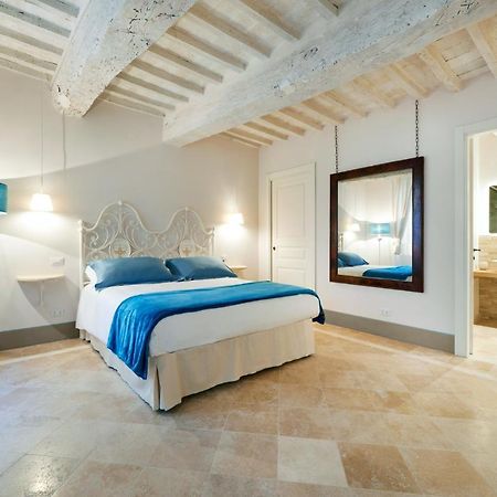 Bed and Breakfast Palazzo Pio III - Residenza D'Epoca à Sarteano Extérieur photo