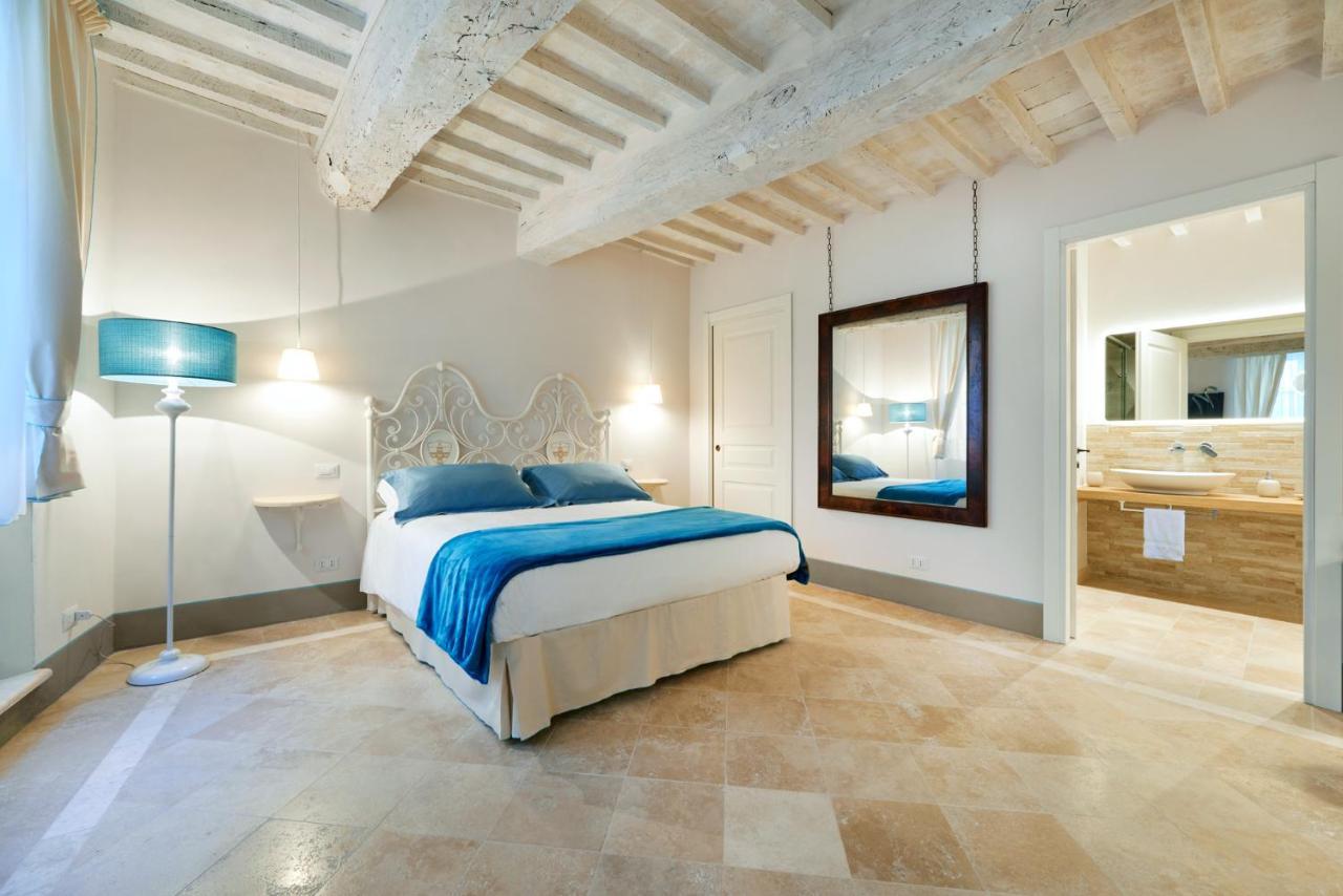 Bed and Breakfast Palazzo Pio III - Residenza D'Epoca à Sarteano Extérieur photo