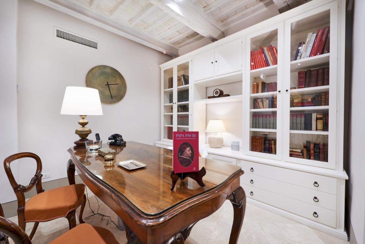 Bed and Breakfast Palazzo Pio III - Residenza D'Epoca à Sarteano Extérieur photo