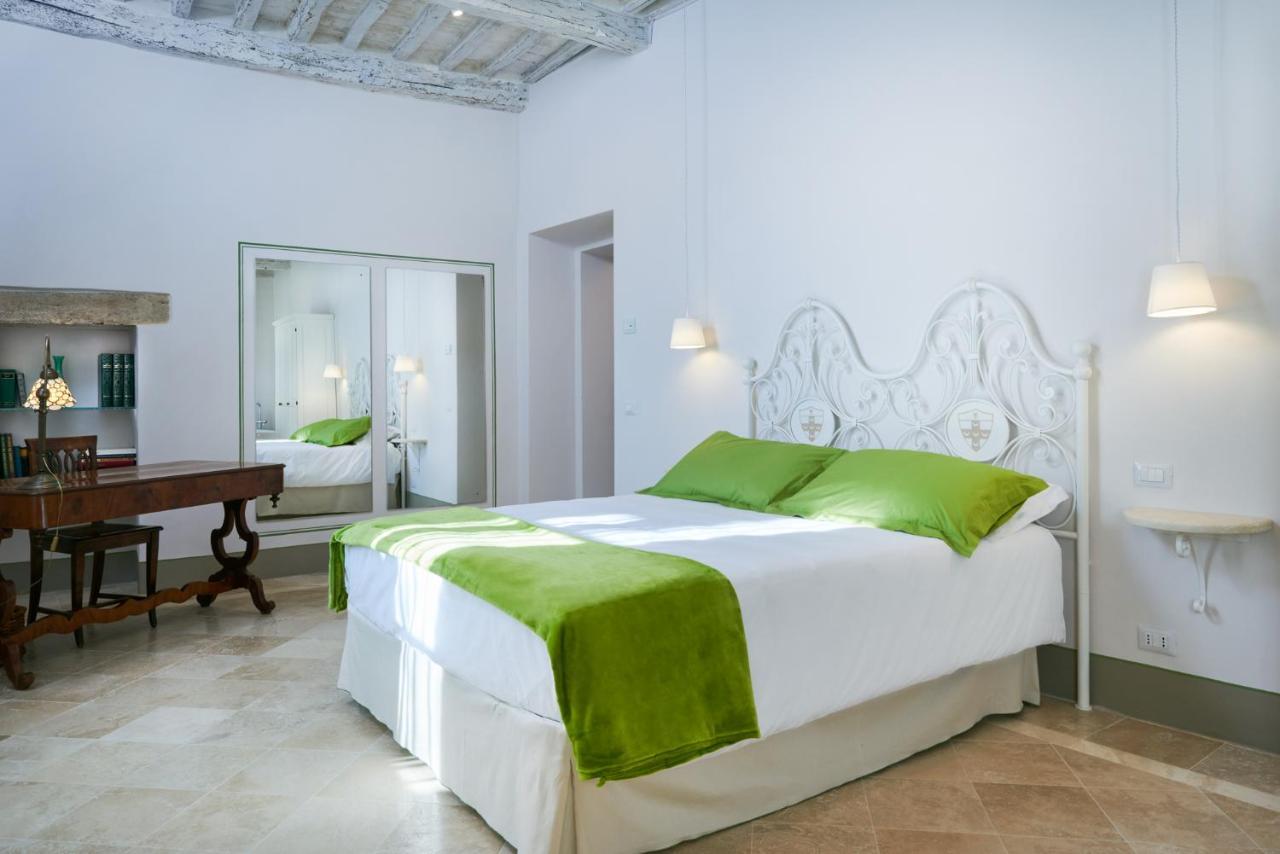 Bed and Breakfast Palazzo Pio III - Residenza D'Epoca à Sarteano Extérieur photo